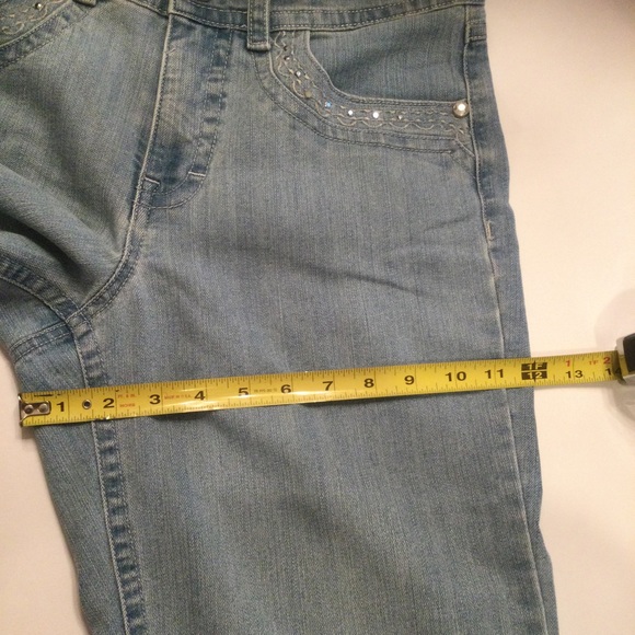 Gloria Vanderbilt Light Wash Skimmer Capri Size 10 - Picture 12 of 13